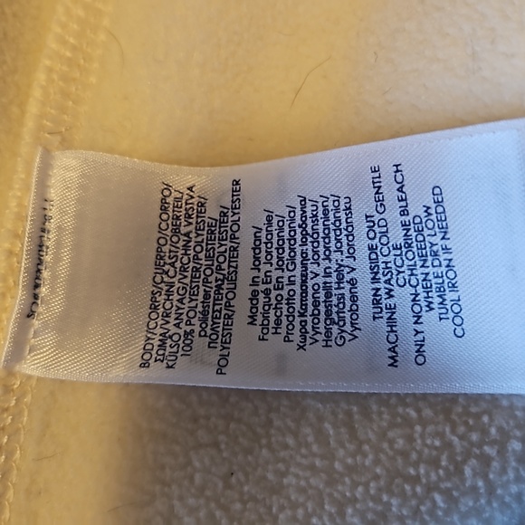 Women’s small Chaps cream faux fur vest with brown trim. - Picture 8 of 8